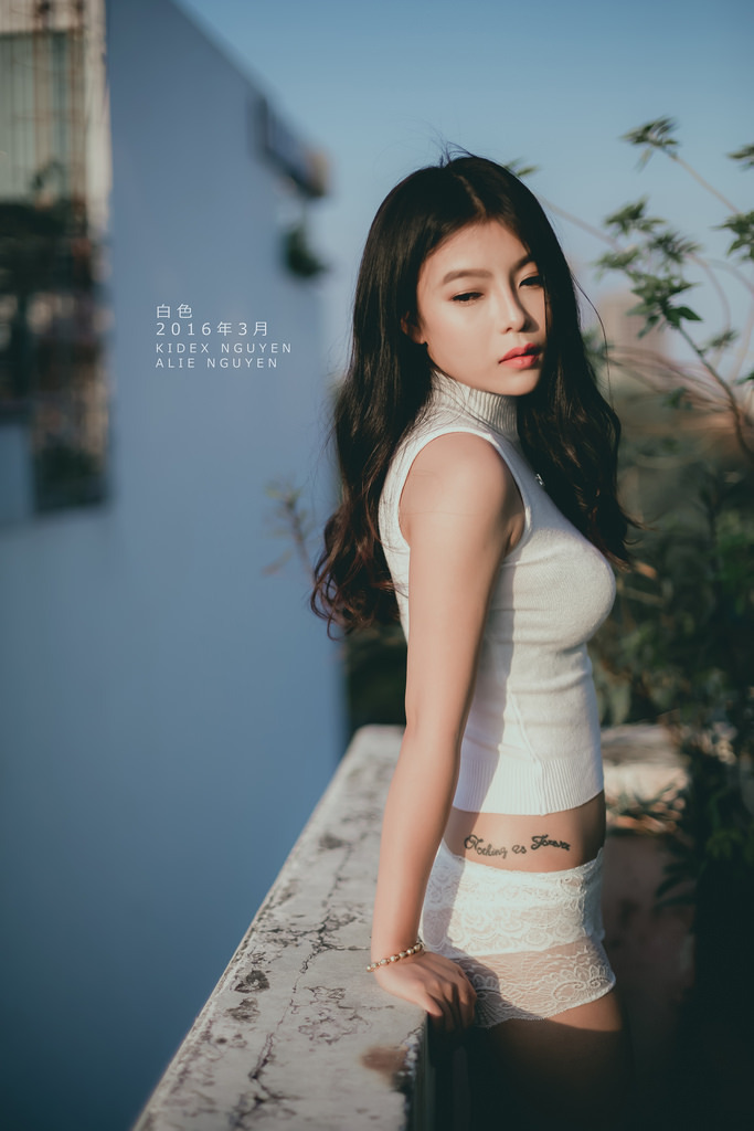 新入职的女社员